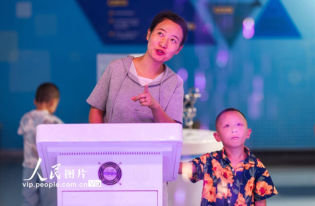 甘肃高台：科技馆里度暑假【5】