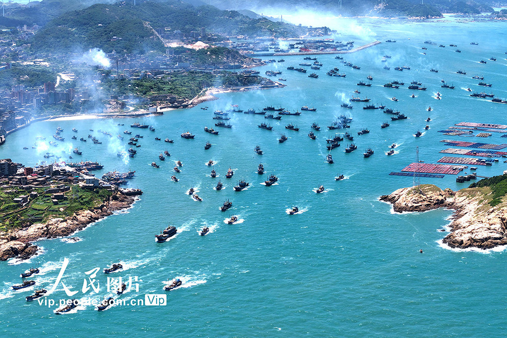 福建连江：千帆竞发 出海开捕【2】