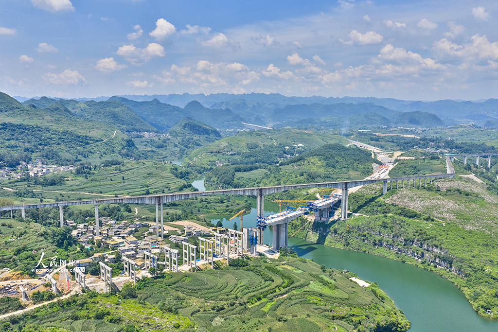 沪昆高速扩容工程安盘段山区智慧梁场完成全部T梁预制任务【6】