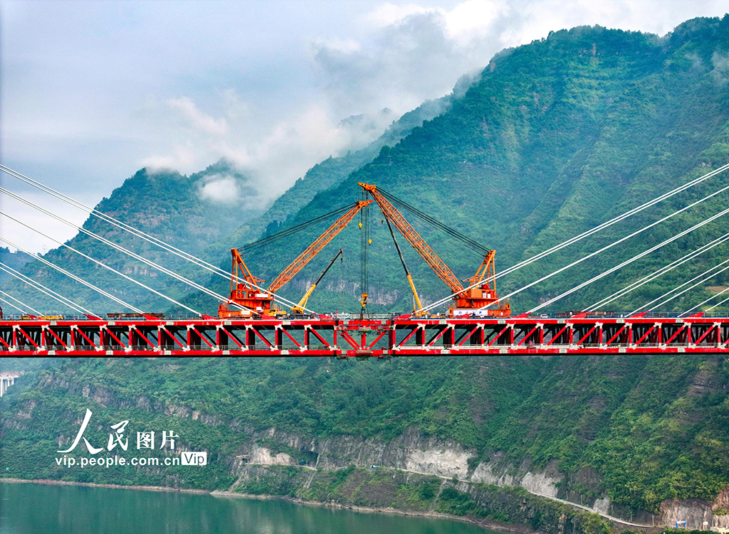 云南绥江:新市金沙江特大桥合龙【4】