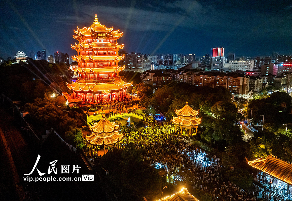 湖北武汉：夜游黄鹤楼【4】