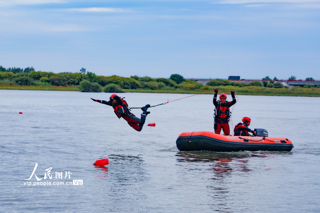 黑龙江哈尔滨：森林消防支队举行应急救援演练【3】