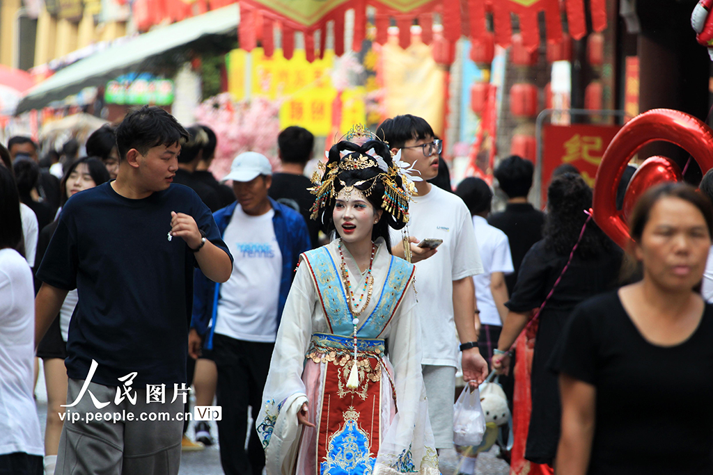 河南许昌:曹魏古城人气旺【2】