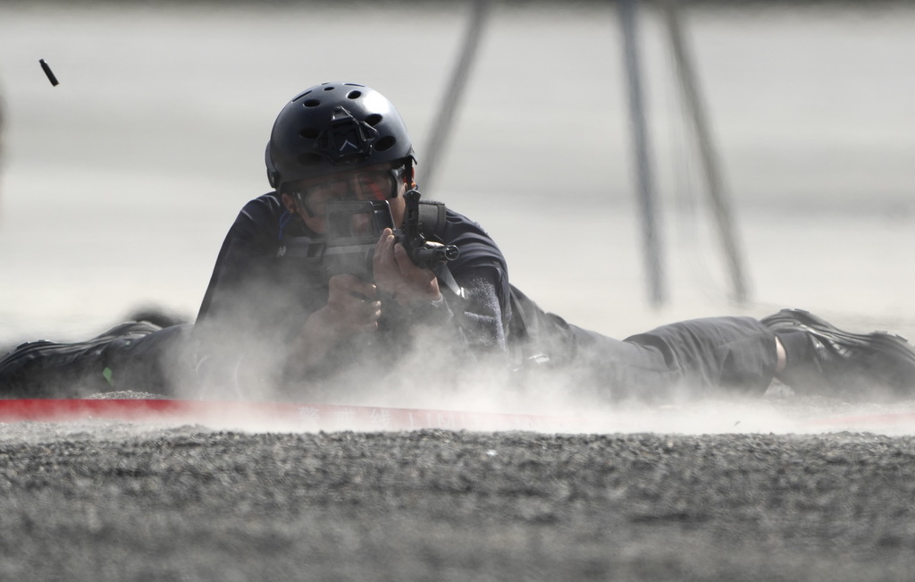 9月8日,中国参赛队员武洋在比赛中。