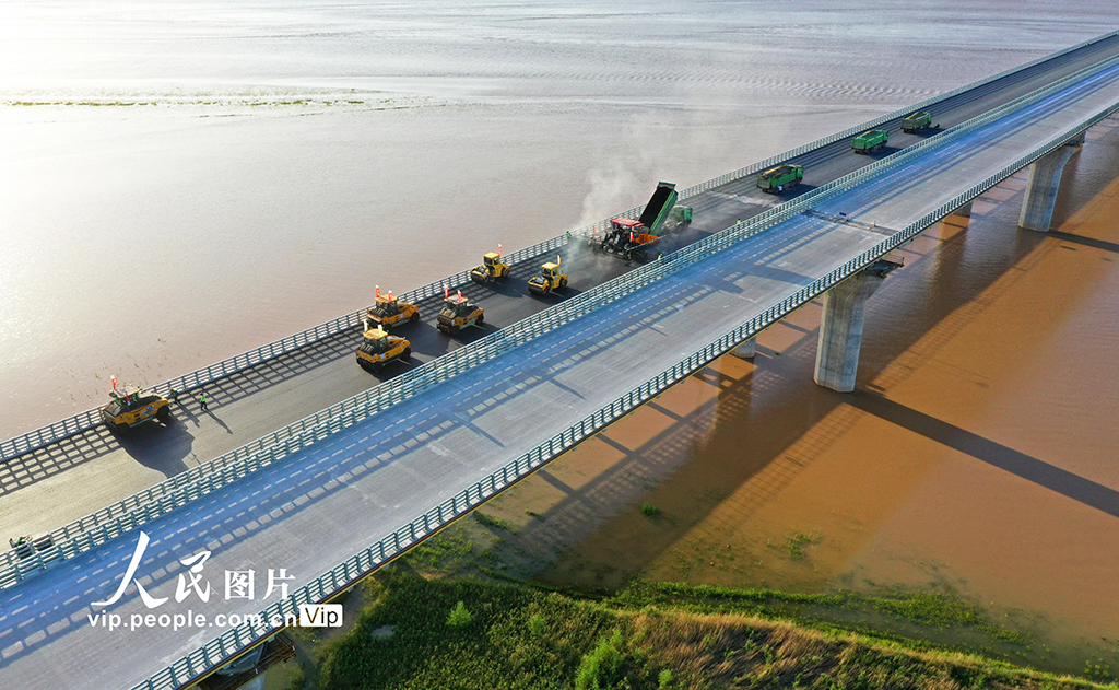 河南孟州:沁伊高速黄河特大桥建设如火如荼【3】