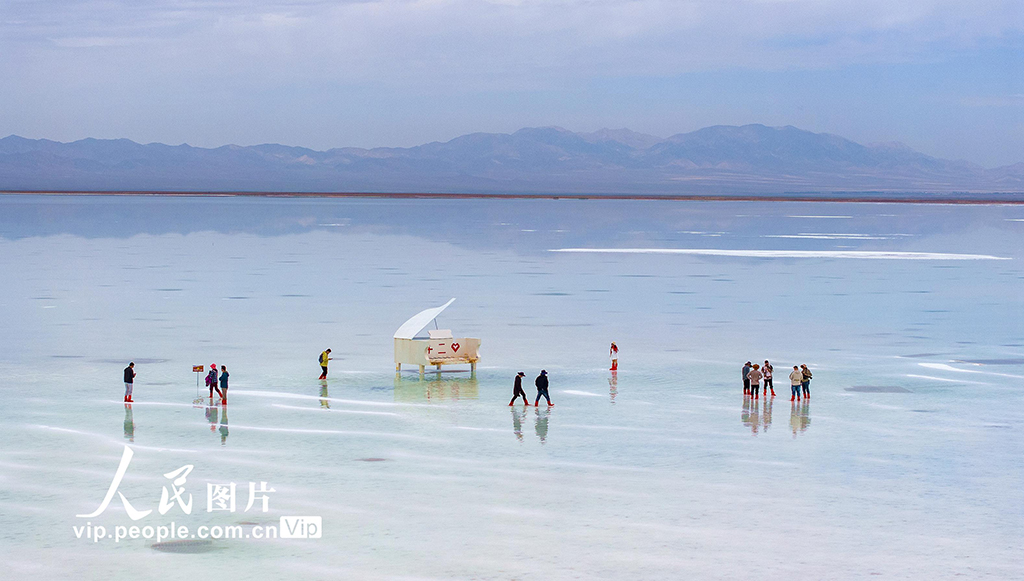 青海乌兰：盐湖美景醉游人【7】