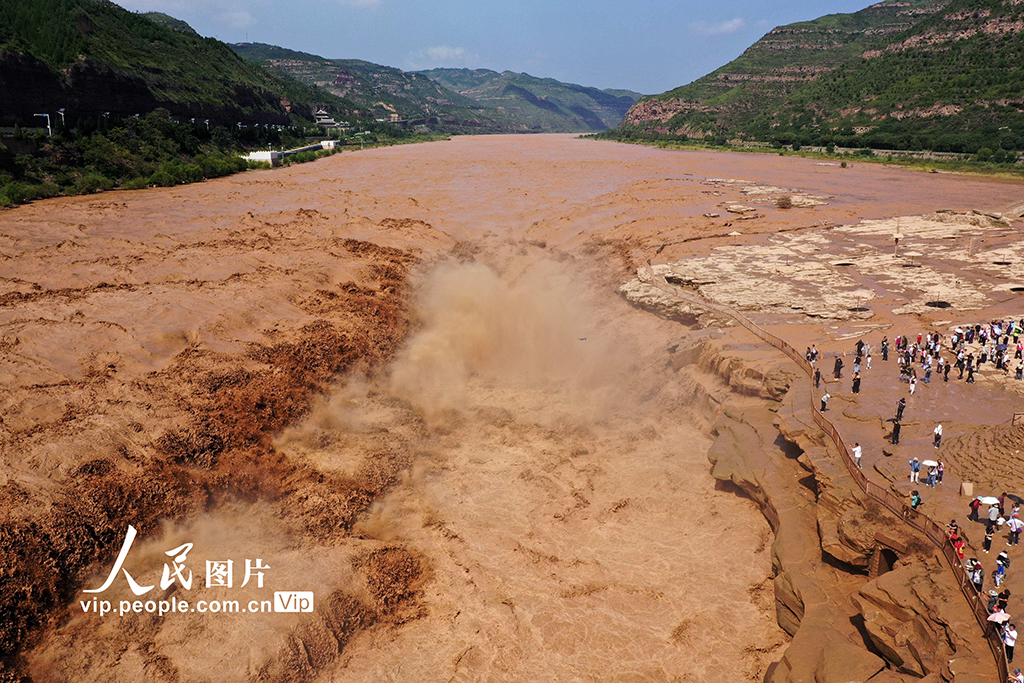 山西吉县：黄河壶口瀑布气势磅礴【6】