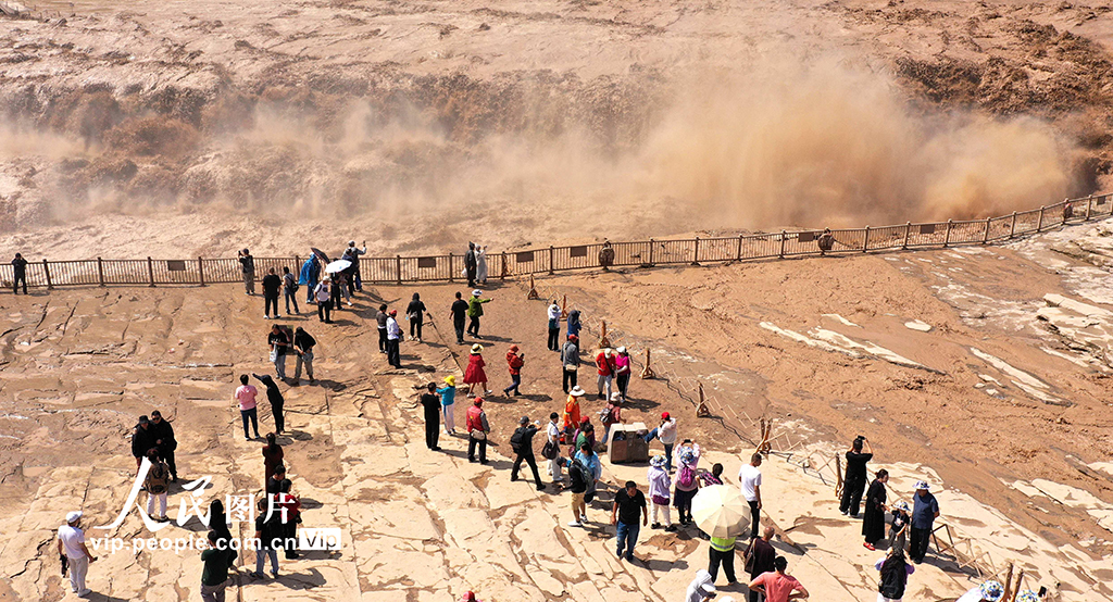 山西吉县：黄河壶口瀑布气势磅礴【7】