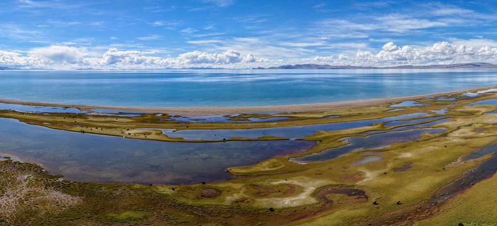 鸟瞰纳木错（无人机拼接照片，9月16日摄）。