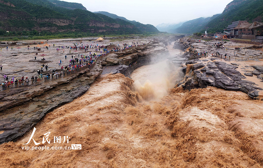 黄河壶口瀑布气势磅礴【3】