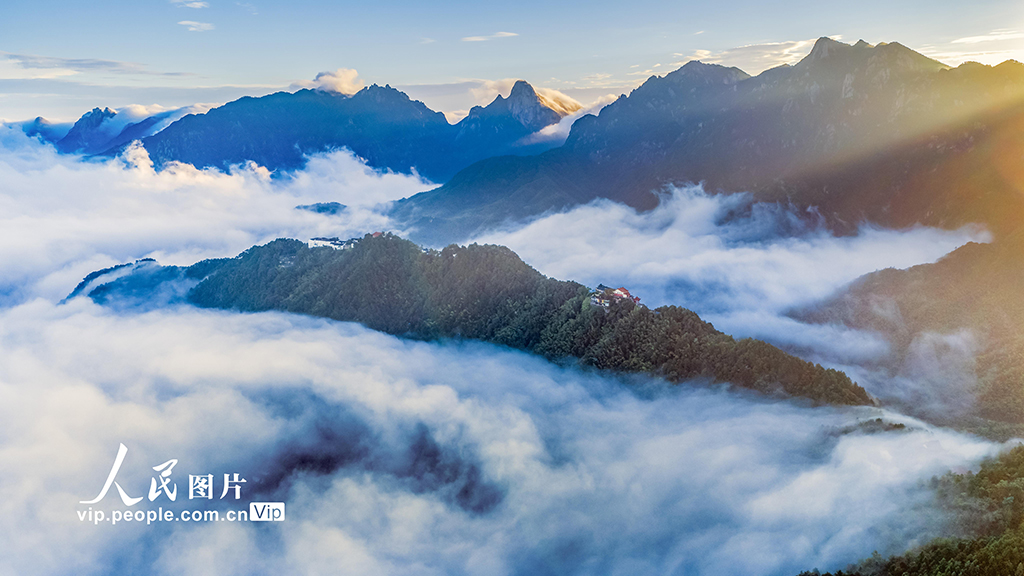 九华山现云海美景【3】