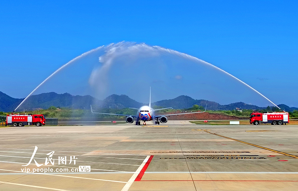 江西：赣州瑞金机场正式通航【3】