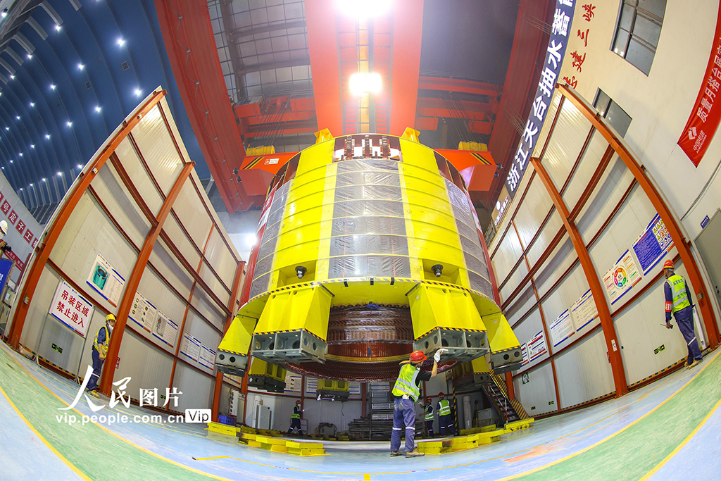浙江台州：天台抽水蓄能电站3号机定子吊装圆满完成【2】