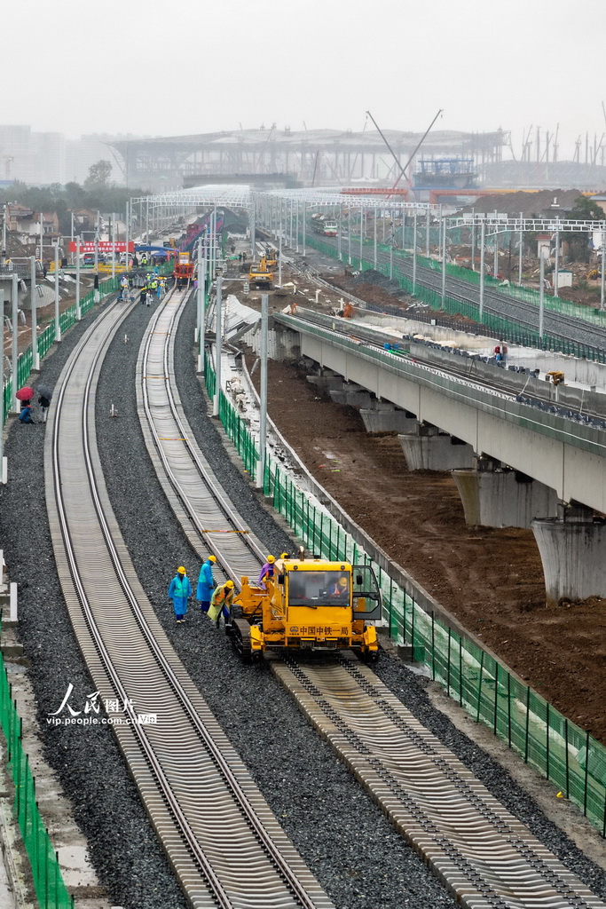 陕西西安：西康高铁全线铺轨正式启动【5】