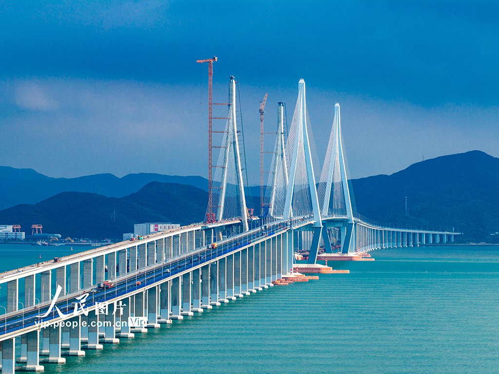 浙江宁波：象山港跨海大桥北侧边跨合龙【10】
