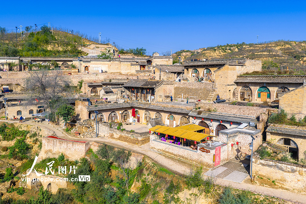 山西吕梁：窑洞院落景色美【2】