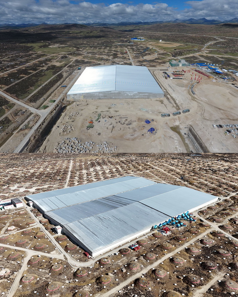 这是一张拼版照片。上图:2018年6月19日,高海拔宇宙线观测站正式开工;下图:位于“拉索”中心的三个密闭“大水池”,这是水切伦科夫探测器阵列,水底安装着2000多个国产20英寸超大型光电倍增管(10月28日摄,无人机照片)。