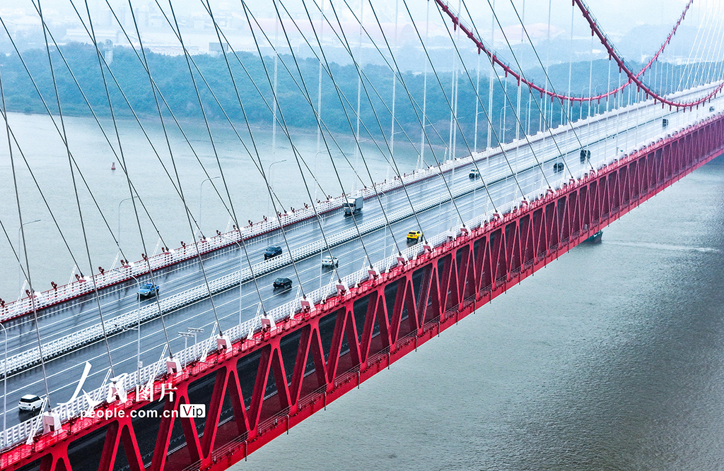 安徽铜陵:G3铜陵长江公铁大桥正式通车【3】