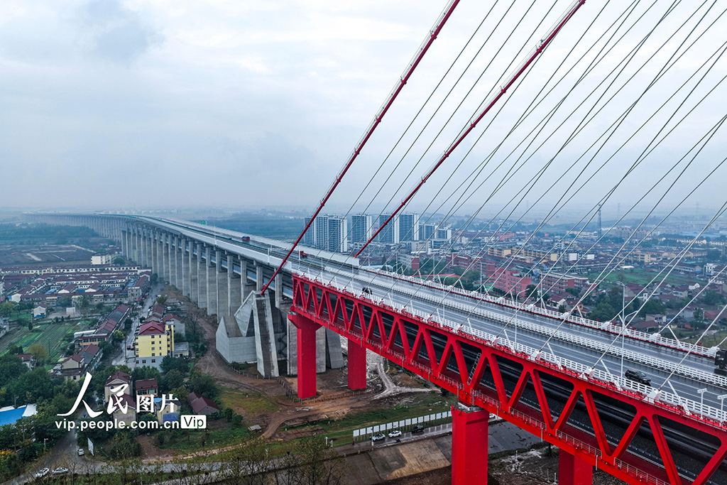 安徽铜陵:G3铜陵长江公铁大桥正式通车【4】