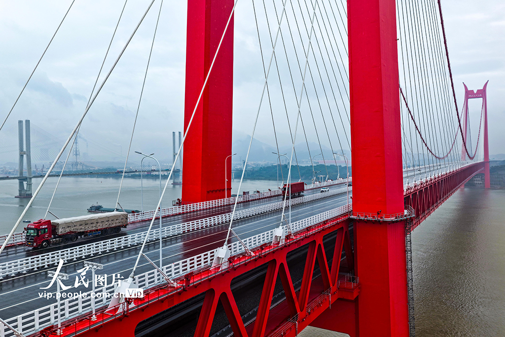 安徽铜陵:G3铜陵长江公铁大桥正式通车【7】