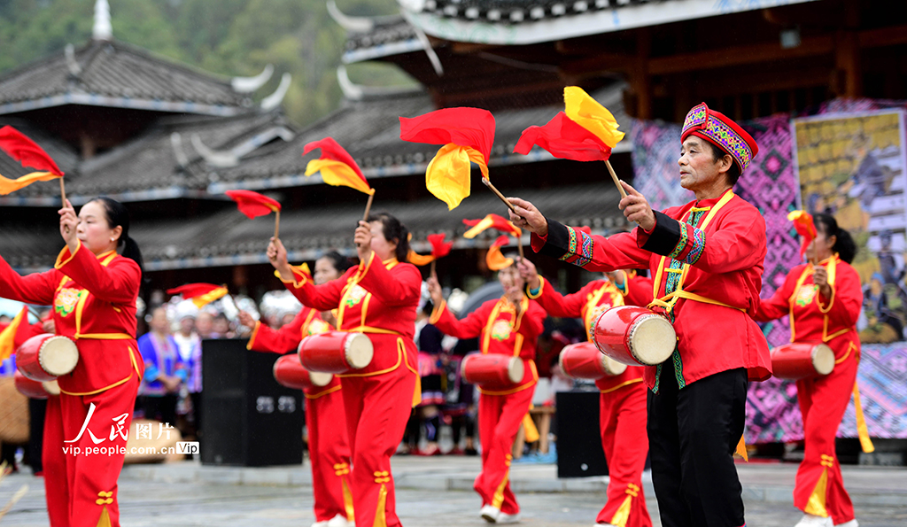 广西龙胜:“糯粑节”庆丰收【3】
