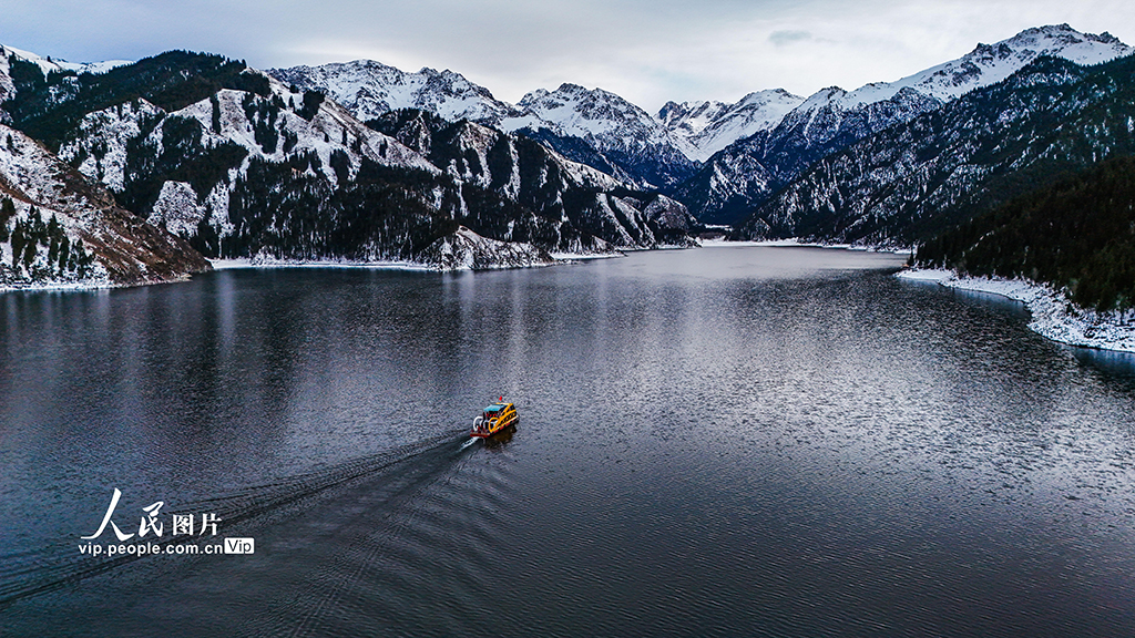 新疆阜康：天山天池景区迎客来【7】