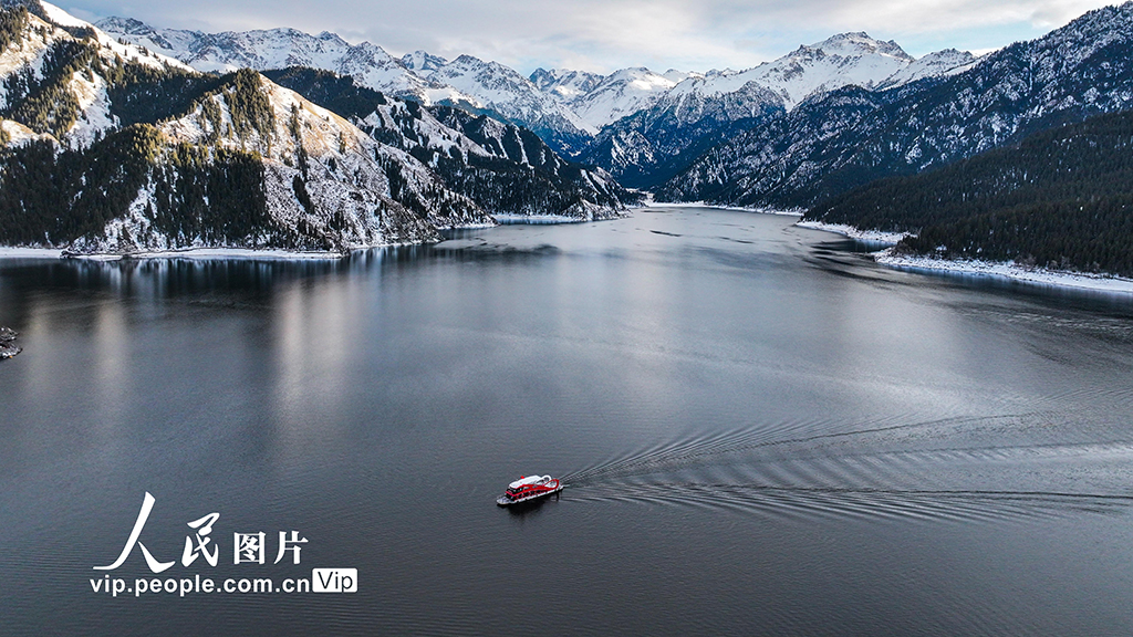 新疆阜康：天山天池景区迎客来【8】