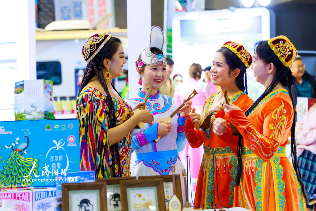 新疆乌鲁木齐：第十九届新疆冬博会精彩纷呈【4】