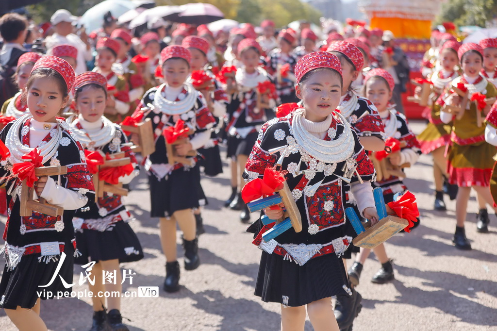 贵州黄平：欢度芦笙会【2】