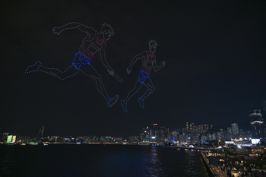 香港举行“体育力量 闪耀香江”大型无人机表演【4】