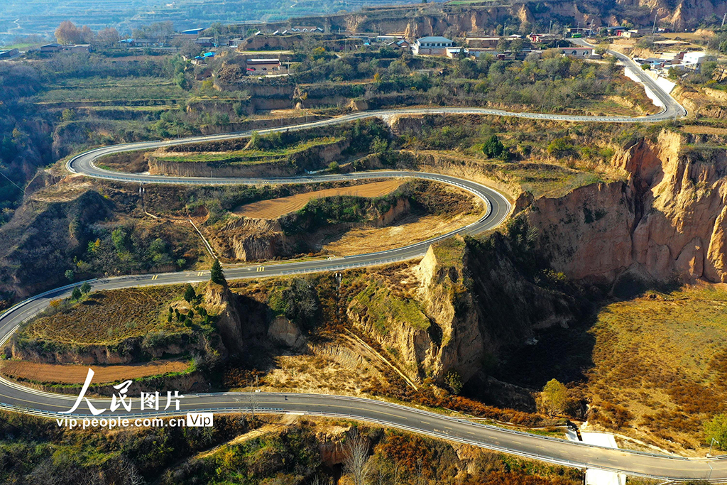 山西平陆：“四好农村路”助推乡村振兴【3】