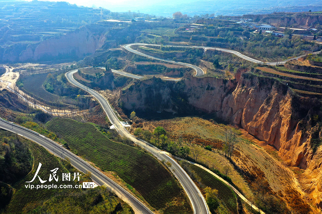 山西平陆：“四好农村路”助推乡村振兴【6】