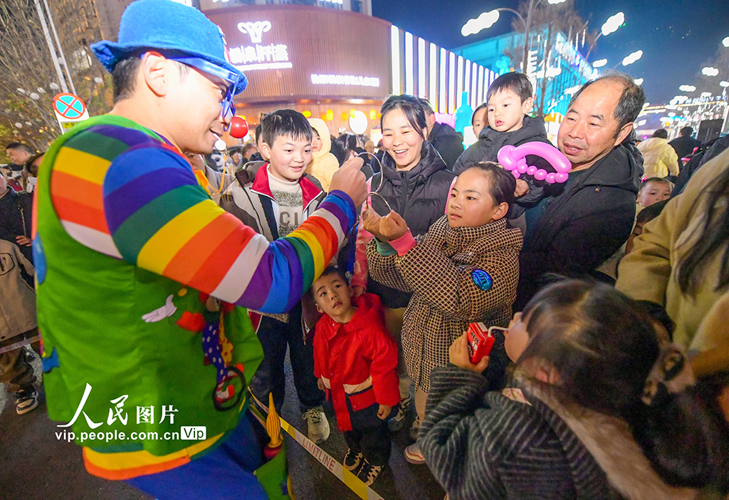 河南栾川：打造特色商业街区 激活城市“夜经济”【8】