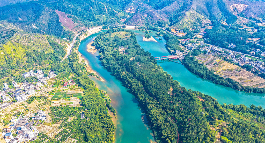 广西岑溪:和美乡村 生态宜居【3】