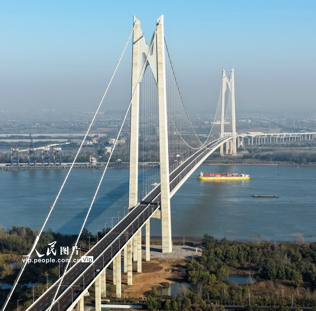 南京新生圩长江大桥正式通车【2】
