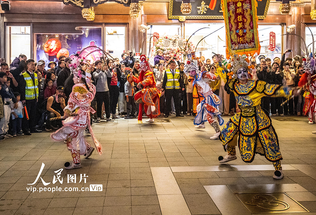 上海:豫园城市非遗季点燃商圈活力【3】