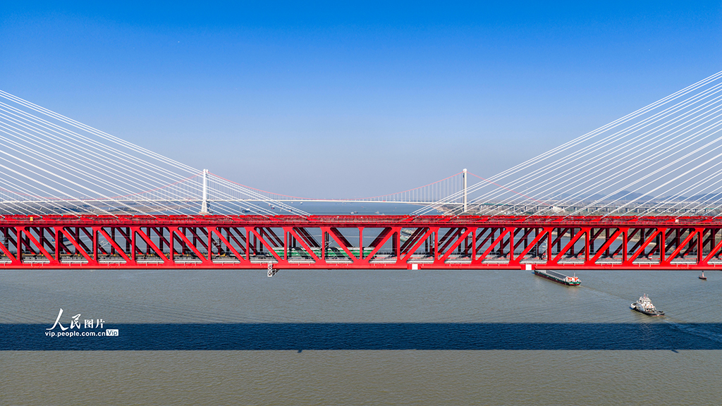 安徽当涂:“钢铁长虹”飞渡长江【5】