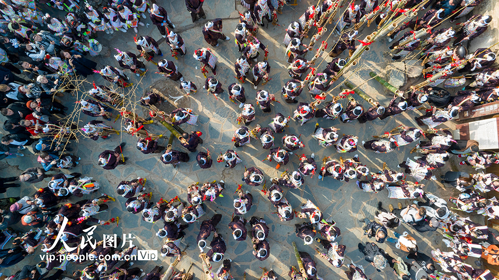 贵州从江：岜沙苗寨欢度芦笙节【8】