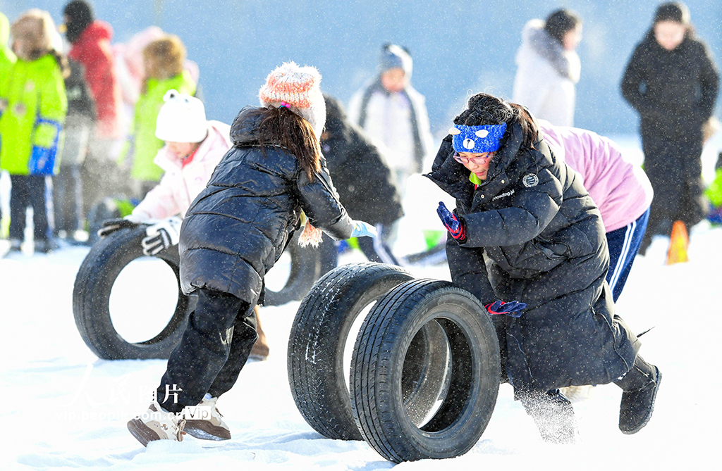 内蒙古呼伦贝尔：冰雪校园 美育童心【2】