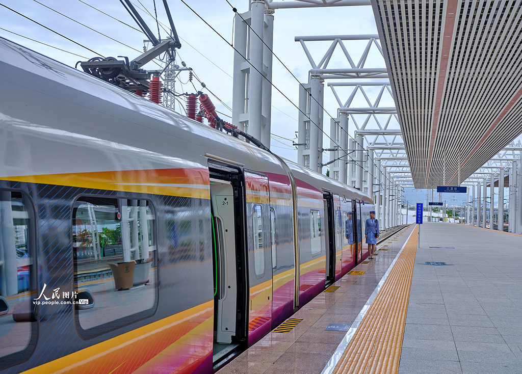 海南三亚：“三乐”主题列车开行一年【5】