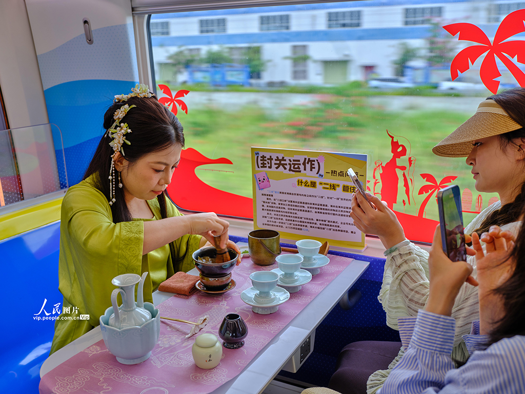 海南三亚：“三乐”主题列车开行一年【8】