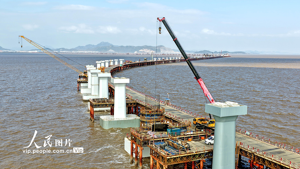 浙江临海：开足马力推进大桥建设【4】