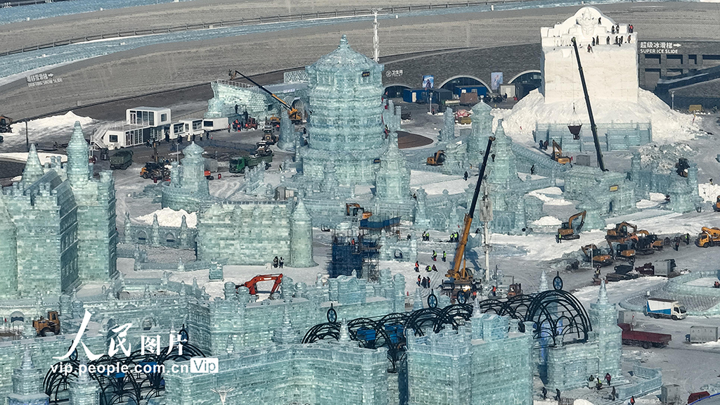 黑龙江：哈尔滨冰雪大世界建设进入冲刺阶段【7】