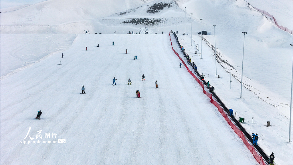 新疆昌吉：乐享冰雪运动【3】