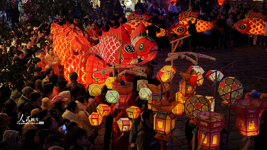江西婺源：鱼灯巡游【2】