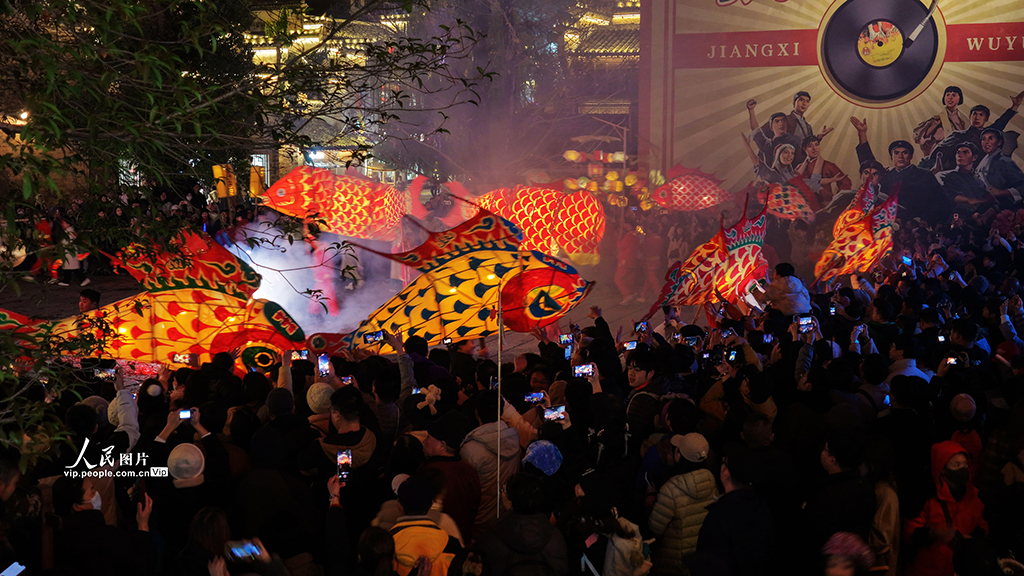 江西婺源：鱼灯巡游【3】