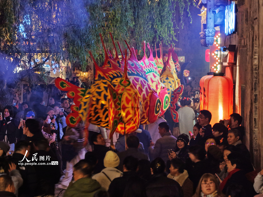 江西婺源：鱼灯巡游【4】