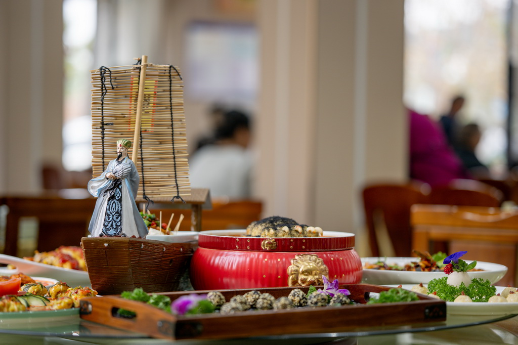 这是12月13日在四川省广元市剑阁县的一家餐馆拍摄的豆腐宴菜品。新华社记者 连振 摄