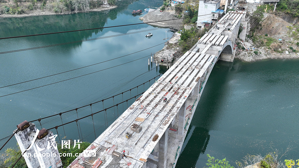 重庆：阿蓬江“渡改桥”【2】