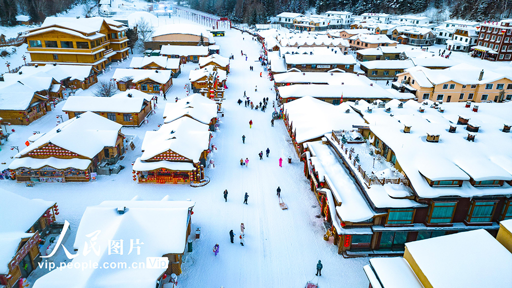 中国雪乡“冷资源”引发“热经济”【7】